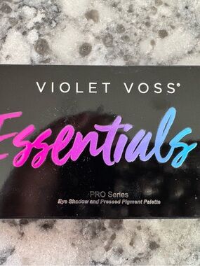Violet Voss Essentials 2 Eyeshadow Palette